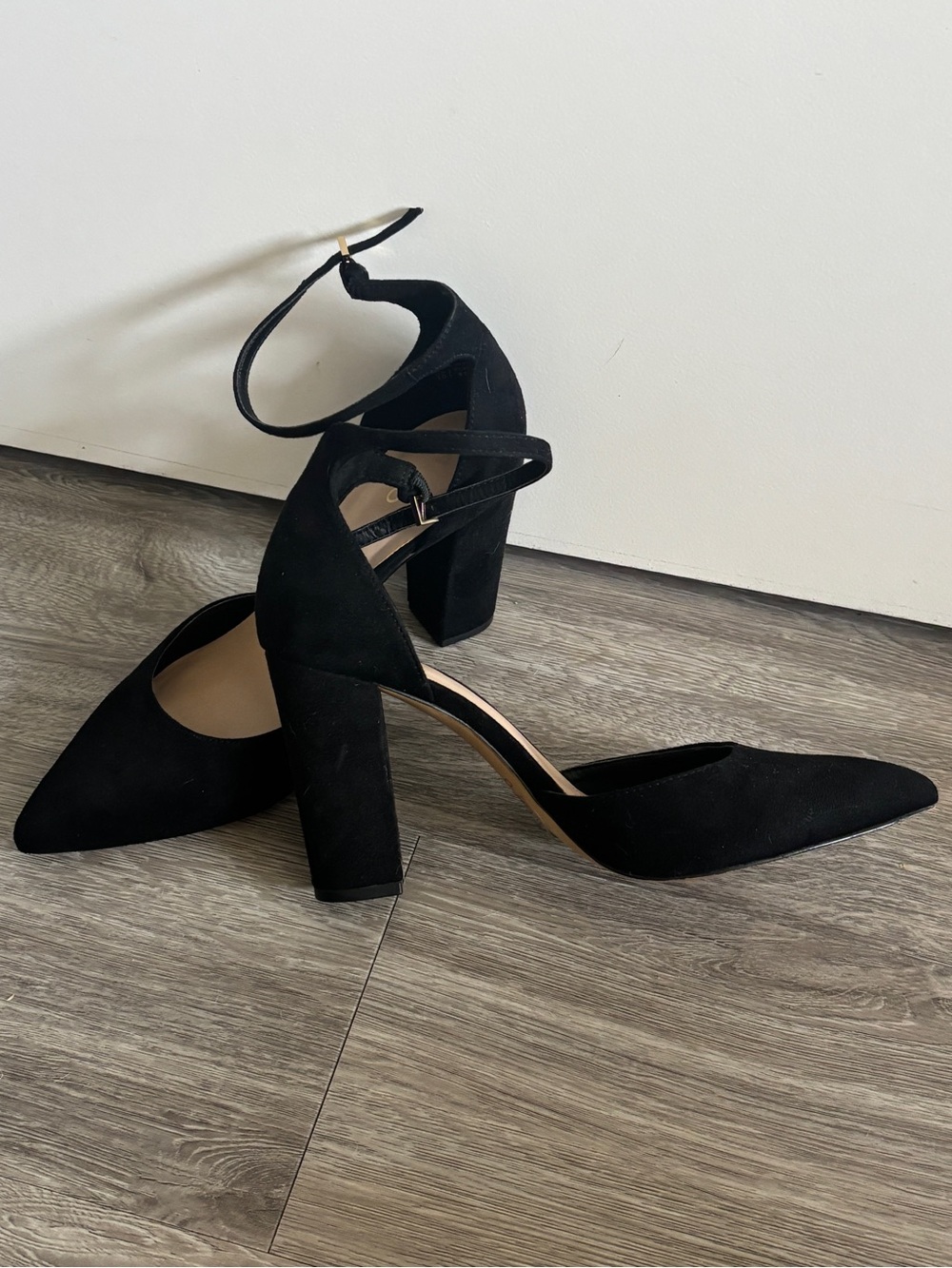 Aldo Black Pointed Toe Ankle-Strap Block Heels - Picture 2 of 8